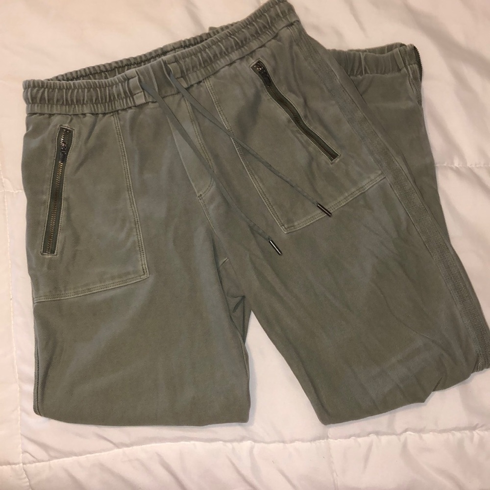 Athleta farallon joggers